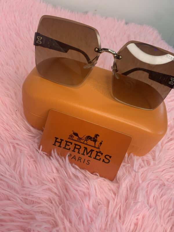 HERMES 004